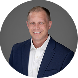 Headshot of Aaron Holt