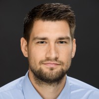 Headshot of Cole Warner